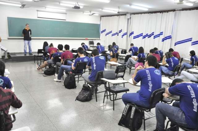 Na reta final, &ldquo;aul&otilde;es&rdquo; servem para refor&ccedil;ar psicol&oacute;gico dos estudantes