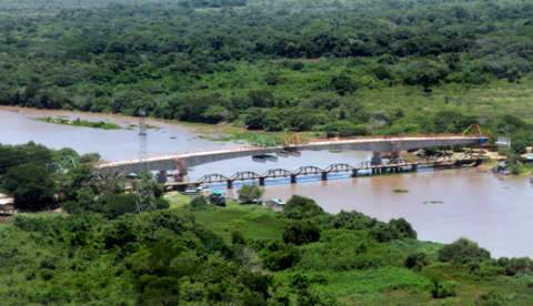  Puccinelli inaugura ponte de concreto na Estrada Parque Pantanal