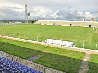 Estádio Artur Marinho está interditado e Corumbaense jogará na Capital (Foto: Anderson Gallo/Diário Online)