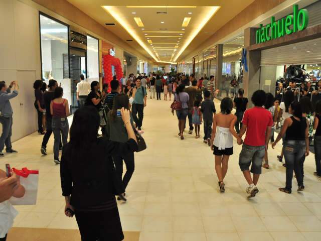  Shopping Norte sul Plaza come&ccedil;a a cobrar estacionamento na pr&oacute;xima sexta-feira 