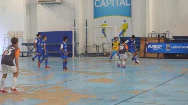 Jogos escolares da Capital t&ecirc;m disputas finais de futsal amanh&atilde;