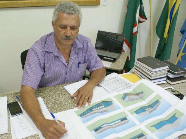 Prefeito critica &lsquo;vazamento&rsquo; de recomenda&ccedil;&atilde;o do MP sobre merenda