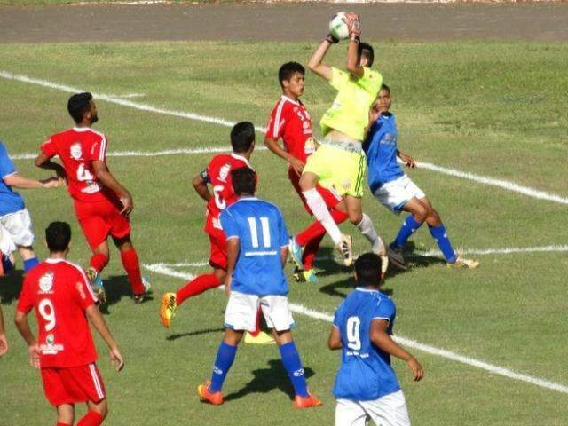 Estadual sub-19 pode ter mudan&ccedil;a de lideran&ccedil;a nesta rodada