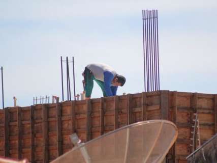 Mão-de-obra mais cara faz custo da construção civil subir 2,14% em MS