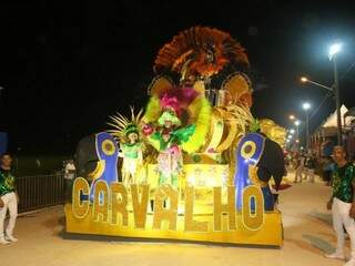 Vila Carvalho fechou o segundo dia de desfiles  (Foto: Paulo Francis)