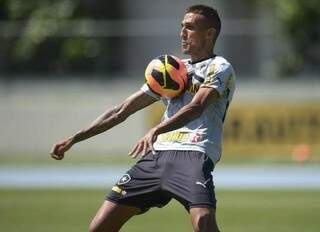 Botafogo quer manter tabu de nunca ter sido eliminado na primeira fase da Copa do Brasil (Foto: Lance!)