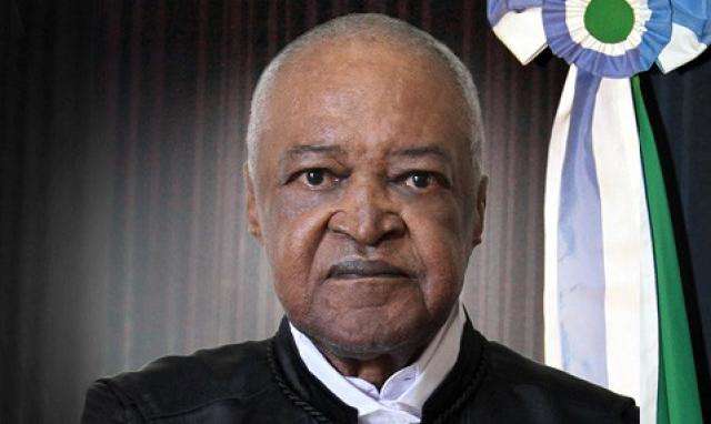 Morre em Campo Grande, aos 82 anos, o procurador geral de contas Cyrio Falc&atilde;o