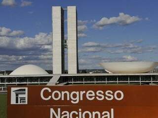 Brasília é o destino de políticos para fazer pedidos e política.