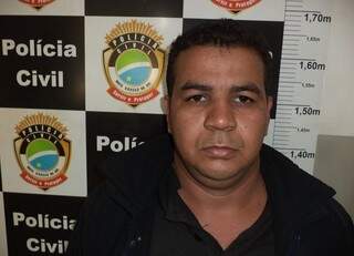 Vicente Augusto estava com trailer furtado e também era procurado (Foto: Divulgação/Polícia Civil)