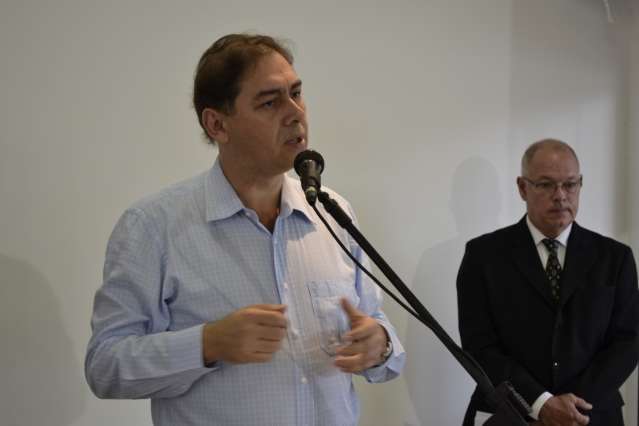 Bernal diz que inveja dos descontentes &eacute; o term&ocirc;metro de seu sucesso