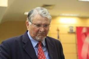 Embora tenha filiado Delc&iacute;dio, Zeca &eacute; contra Jerson no PT
