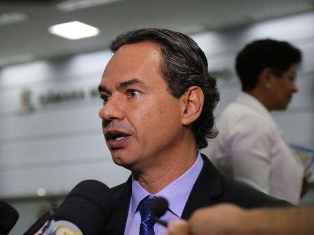 Prefeitura e Governo declaram ponto facultativo nos dias 12, 13, e 14