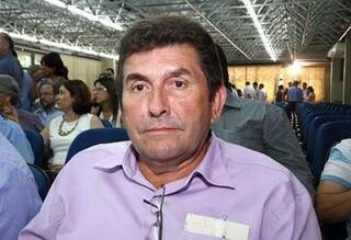 Prefeito Antonio Ângleo dos Santos (DEM) quer colocar um painel eletrônico com informações dos custos e gastos da administração em Inocência (Foto: Divulgação/Assomasul)