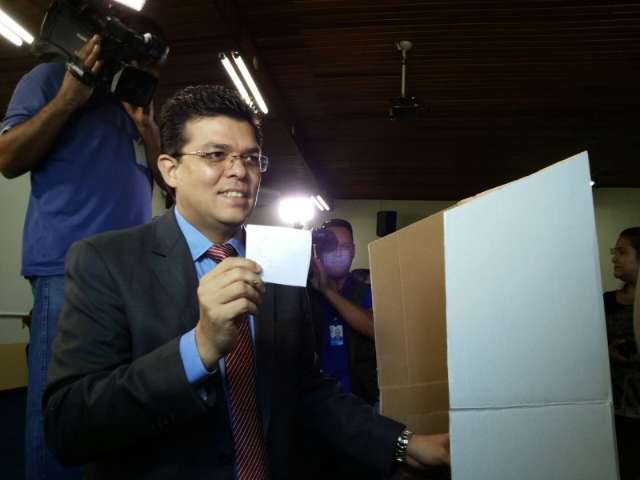 Prefeito estuda permuta com igreja para ampliar &aacute;rea no Jardim Noroeste