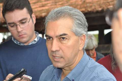 Governador recebe embaixador do Paraguai para discutir parcerias