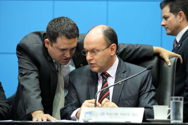 Deputado aguarda janela para chegar ao PMDB e brigar por candidatura