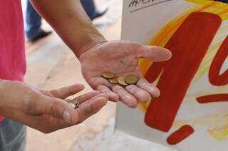 Consumidor tem direito de exigir troco em dinheiro (Foto: Alcides Neto)