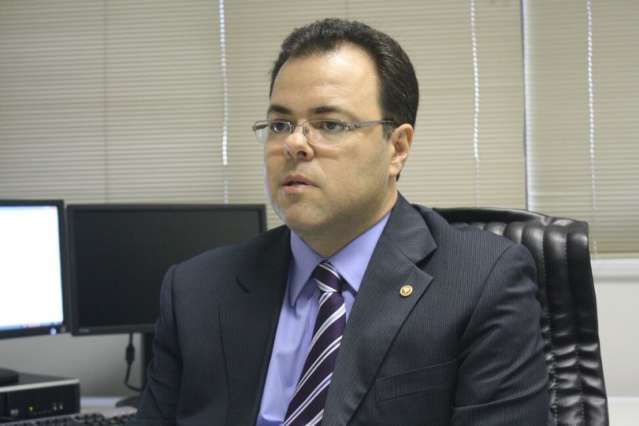 MPE pode pedir &ldquo;afastamento&rdquo; de Bernal antes de processo na C&acirc;mara