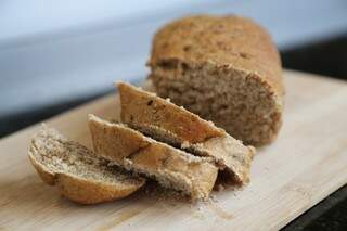 O pão integral fácil de ser preparado. ((Foto: Marcos Ermínio)