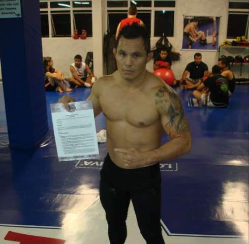  Lutadores do Cage Brasil participam de pesagem amanh&atilde; na Capital
