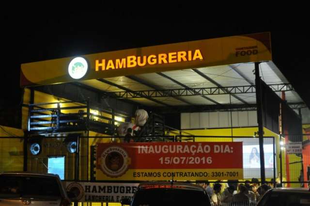 Com refer&ecirc;ncia ind&iacute;gena no nome, &quot;Hambugreria&quot; abre com estrutura de container