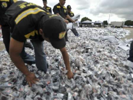  Apreens&atilde;o de produtos piratas triplicou nos &uacute;ltimos seis anos