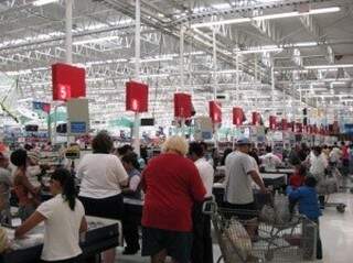 Lei estadual para evitar filas em supermercados durou pouco (Foto: Arquivo)
