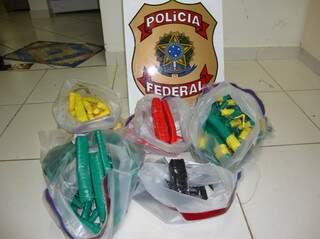PF encontrou 17kg da droga em várias partes do veículo (Foto: divulgação)