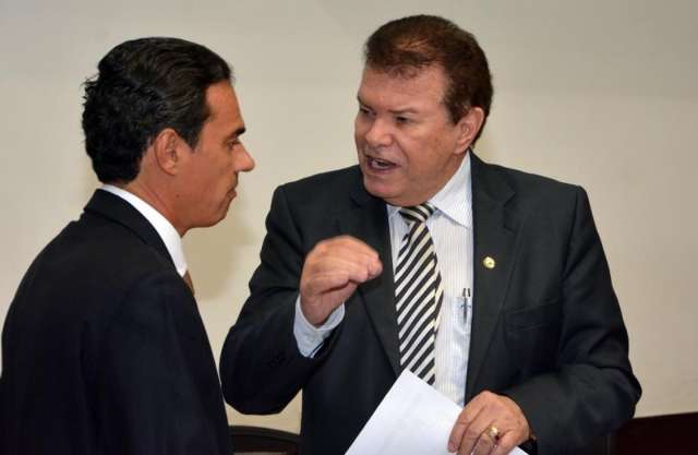 Deputados do PMDB dizem que escolhido na Capital deve unir o partido