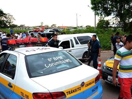 Taxista é morto a golpe de faca no pescoço durante corrida agendada 