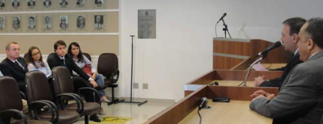  At&eacute; ex-funcion&aacute;rio diz ter apanhado de seguran&ccedil;as das Lojas Americanas