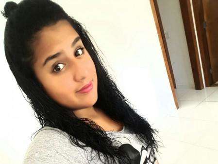 Adolescente mata aula para conhecer amigo do Facebook e desaparece