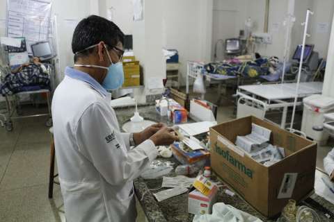 Saúde corre para ativar UTI e secretário quer leitos em hospital do Estado