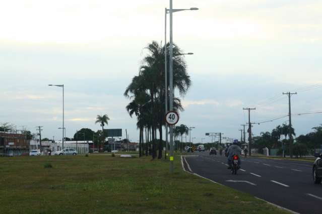 Quarta-feira de c&eacute;u aberto e previs&atilde;o de chuva para a Capital 	