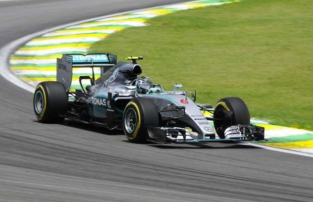 Rosberg vence GP do Brasil e confirma 2&deg; coloca&ccedil;&atilde;o em campeonato
