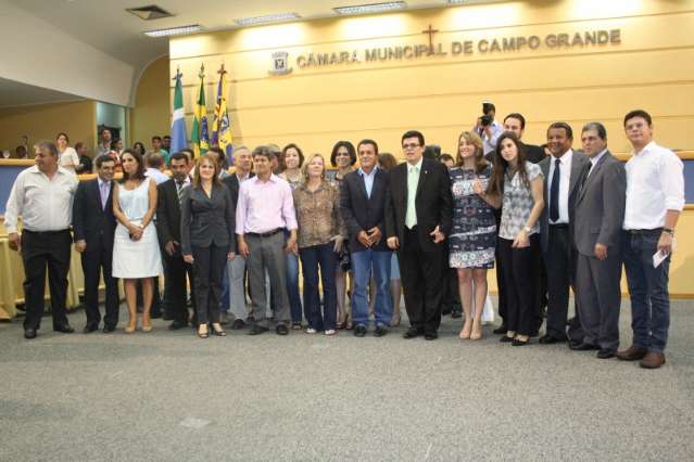 Com posse de 24, Olarte precisa nomear 4 integrantes do primeiro escal&atilde;o 