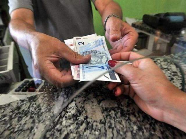 Prazo para saque do abono salarial de 2016 termina nesta sexta-feira 