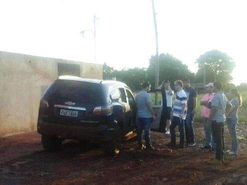 Casal paraguaio &eacute; preso ap&oacute;s tentativa de fuga e troca de tiros com a pol&iacute;cia 