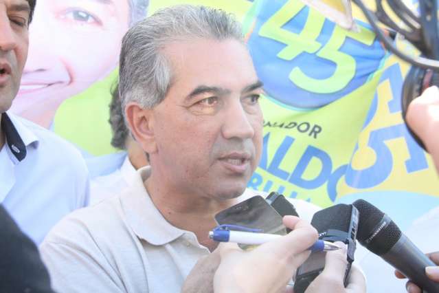 Reinaldo defende mais incentivos p&uacute;blicos para assentamentos em MS