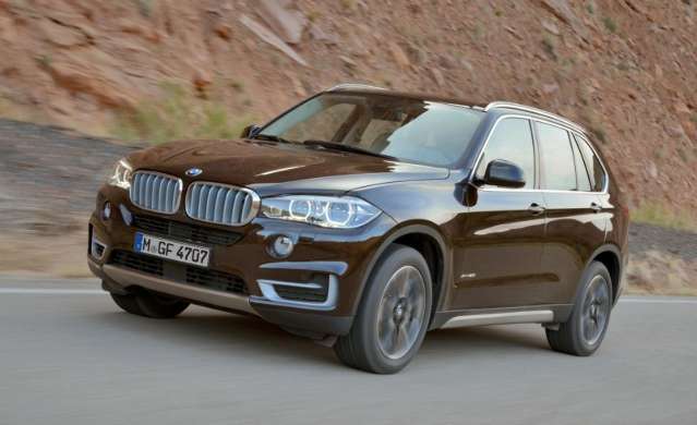 BMW convoca para recall proprietários do modelo BMW X5 xDrive50i.