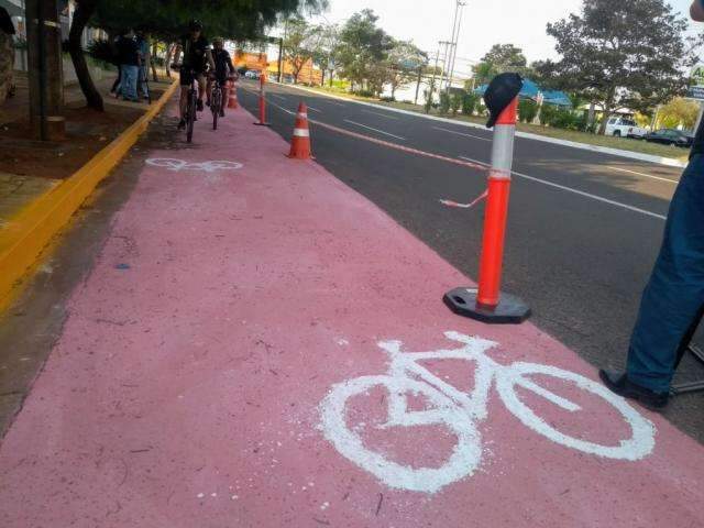 Prefeitura faz teste para implanta&ccedil;&atilde;o da ciclofaixa na Via Parque
