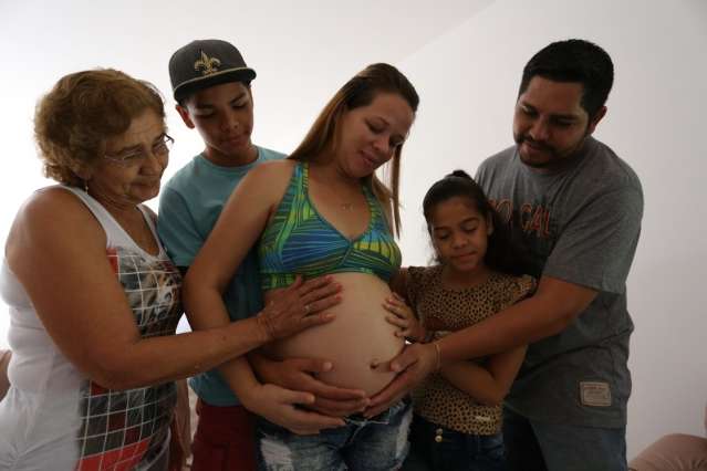Mulher d&aacute; &agrave; luz quadrig&ecirc;meas, mas meninas morrem na Santa Casa