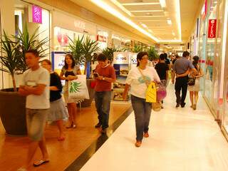 Em todo o Estado, 81% dos consumidores irão às compras, gastando em média R$ 168. (Foto: arquivo)