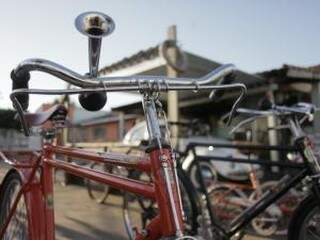 As bicicletas que datam desde a década de 40. (Foto: João Paulo Gonçalves)