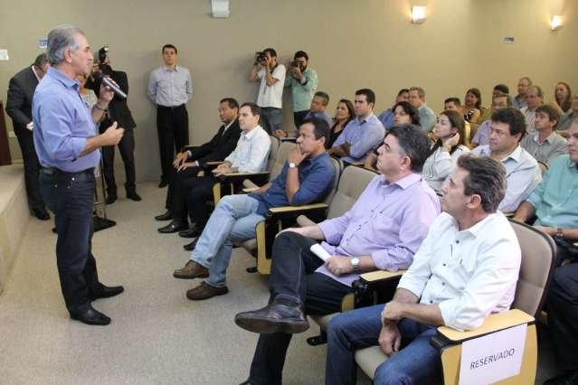 Governo discute moderniza&ccedil;&atilde;o de ag&ecirc;ncias fazend&aacute;rias e nota fiscal eletr&ocirc;nica
