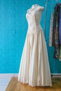 O vestido de noiva Gleide Flores custa R$ 1,000,00. (Foto: Fernando Antunes)