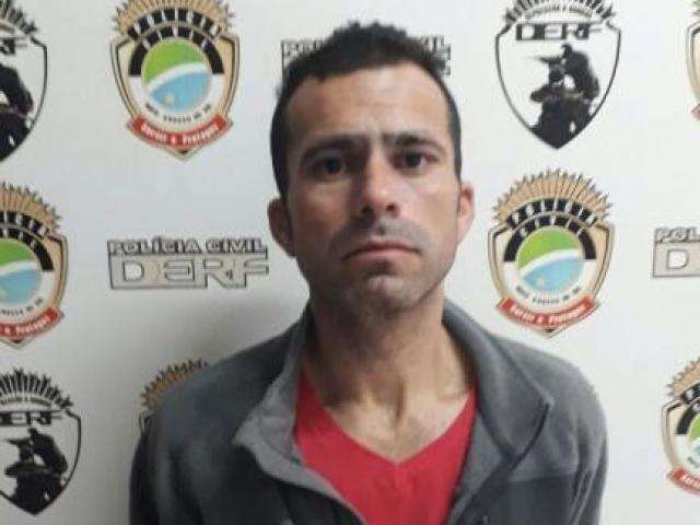Pol&iacute;cia indicia homem que usava arma de brinquedo para cometer crimes