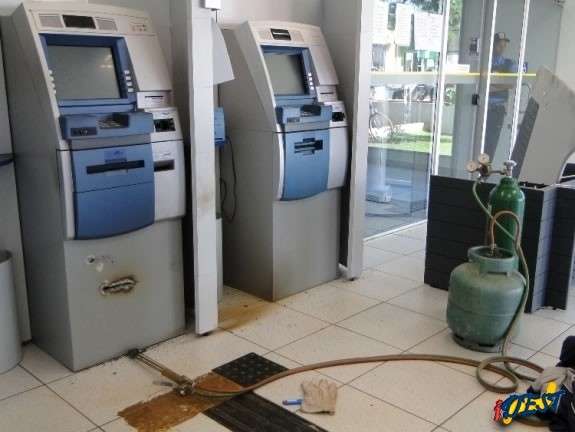 Caixa eletr&ocirc;nico &eacute; arrombado em Sonora e clientes ficam com atendimento parcial
