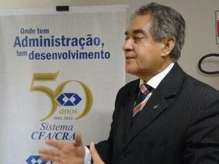 Para o presidente do CRA, Sebastião Luiz Mello, o problema das prefeituras não é com a falta de repasse e sim fruto de má gestão (Foto: Caroline Maldonado)