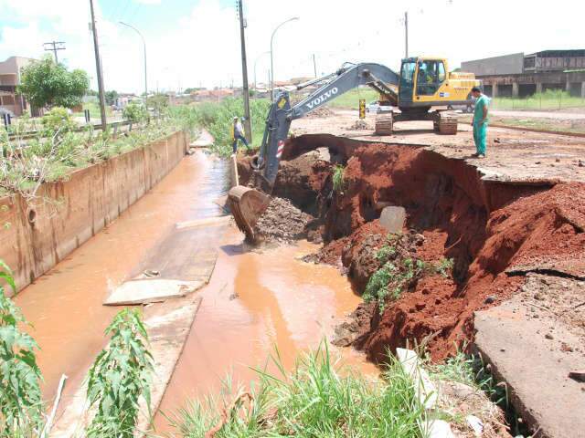  Obras na Ernesto Geisel estar&atilde;o conclu&iacute;das em at&eacute; 120 dias, diz Prefeitura 